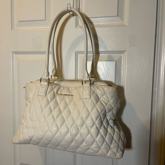 Vera Bradley White Quilted large shoulder bag with gold tone hardwares. - Picture 2 of 12